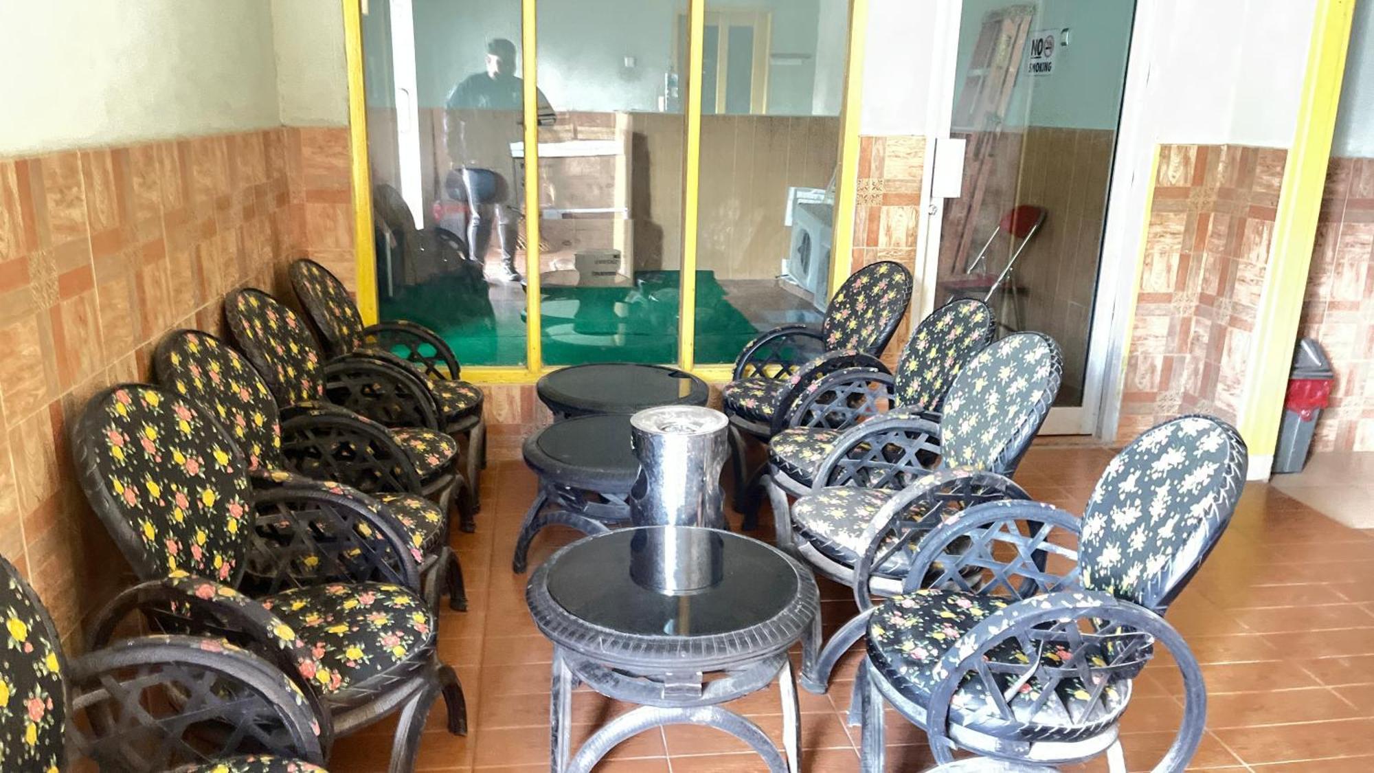 Oyo 93119 Guest House Leo Patra Muara Badak Εξωτερικό φωτογραφία